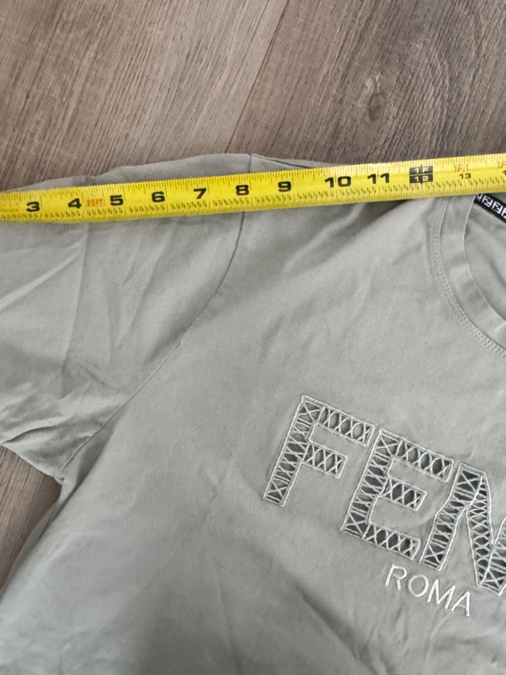 FENDI Roma Embroidered Logo Tee (XL) - Picture 14 of 14